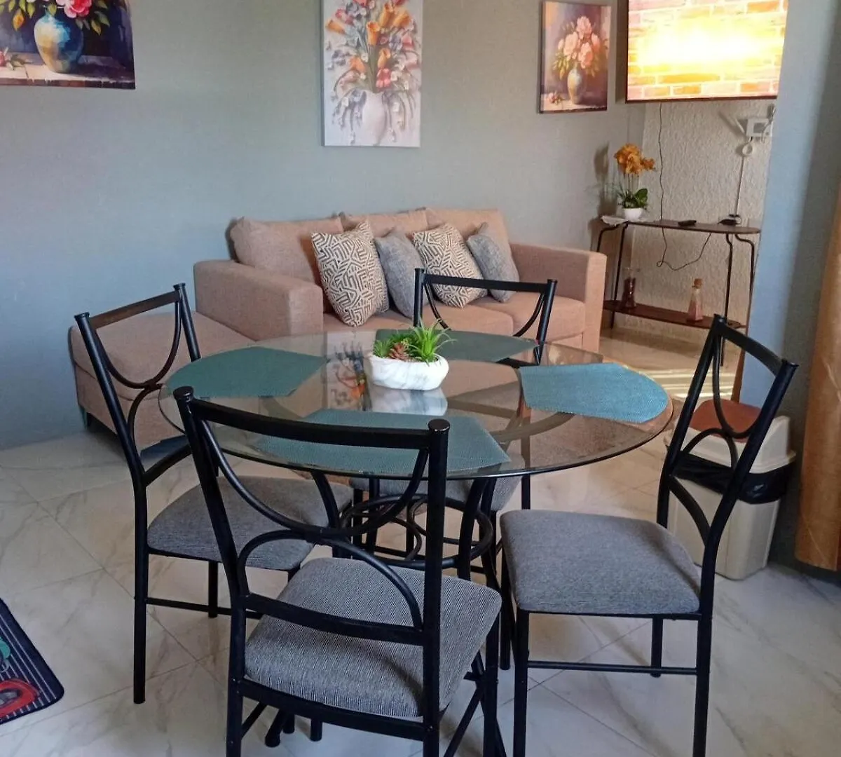 Atro Travels#Phoenix Park Village#Jacuzzi#1 Br#Ac Portmore Jamajka